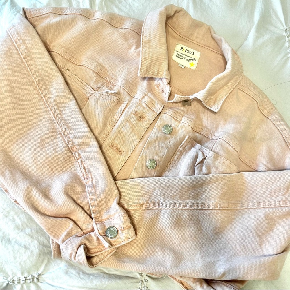 💲Light pink jacket